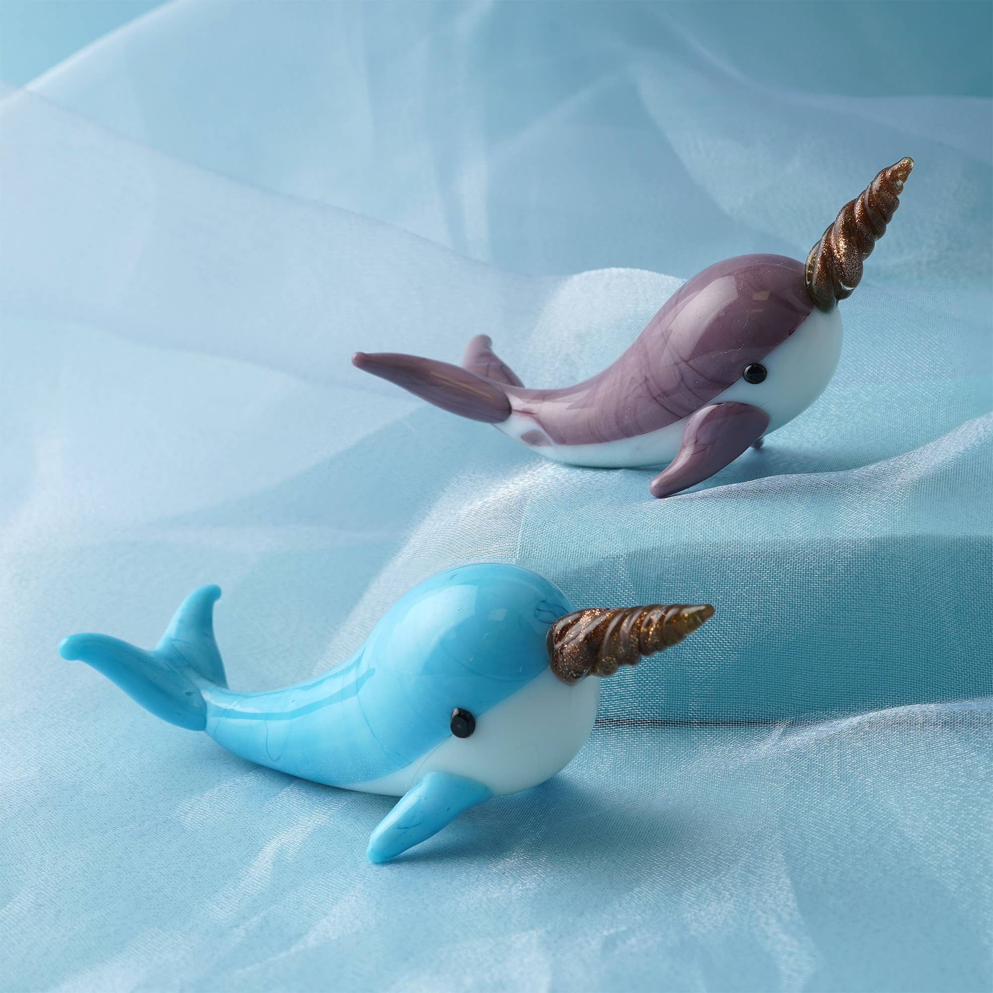 CGB Giftware - Venta al por mayor Figura decorativa - 2 Narwhale de cristal surtidos0