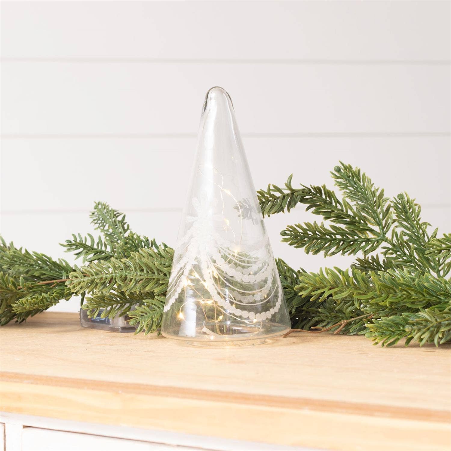 Audrey's Home & Gift - Wholesale Tafelbladdecoratie - Heldere Geëtste Glazen Boom, Sm (Pk/04)2