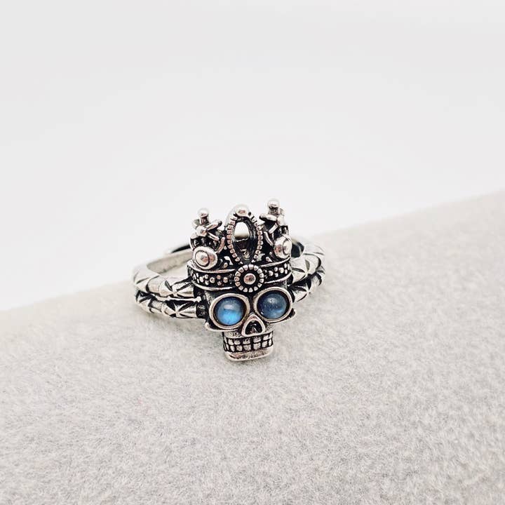 Mio Queena - Wholesale Cocktail/Statement Ring - GT/CS - Aquamarine Eyes Skull Shape Adjustable Ring