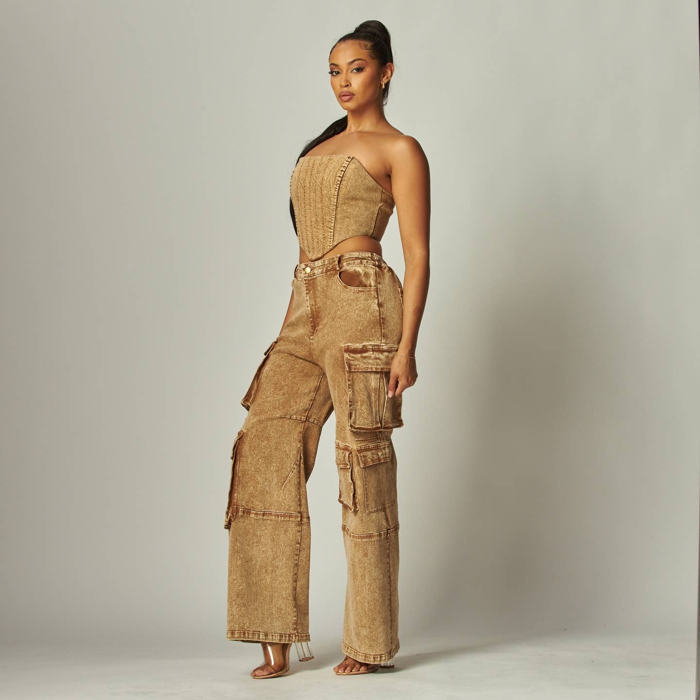 Boswell – Engroshandel Top- og buksesæt (IKKE Loungewear) - Dame – VASKET DENIM TOP OG BUKSESÆT0