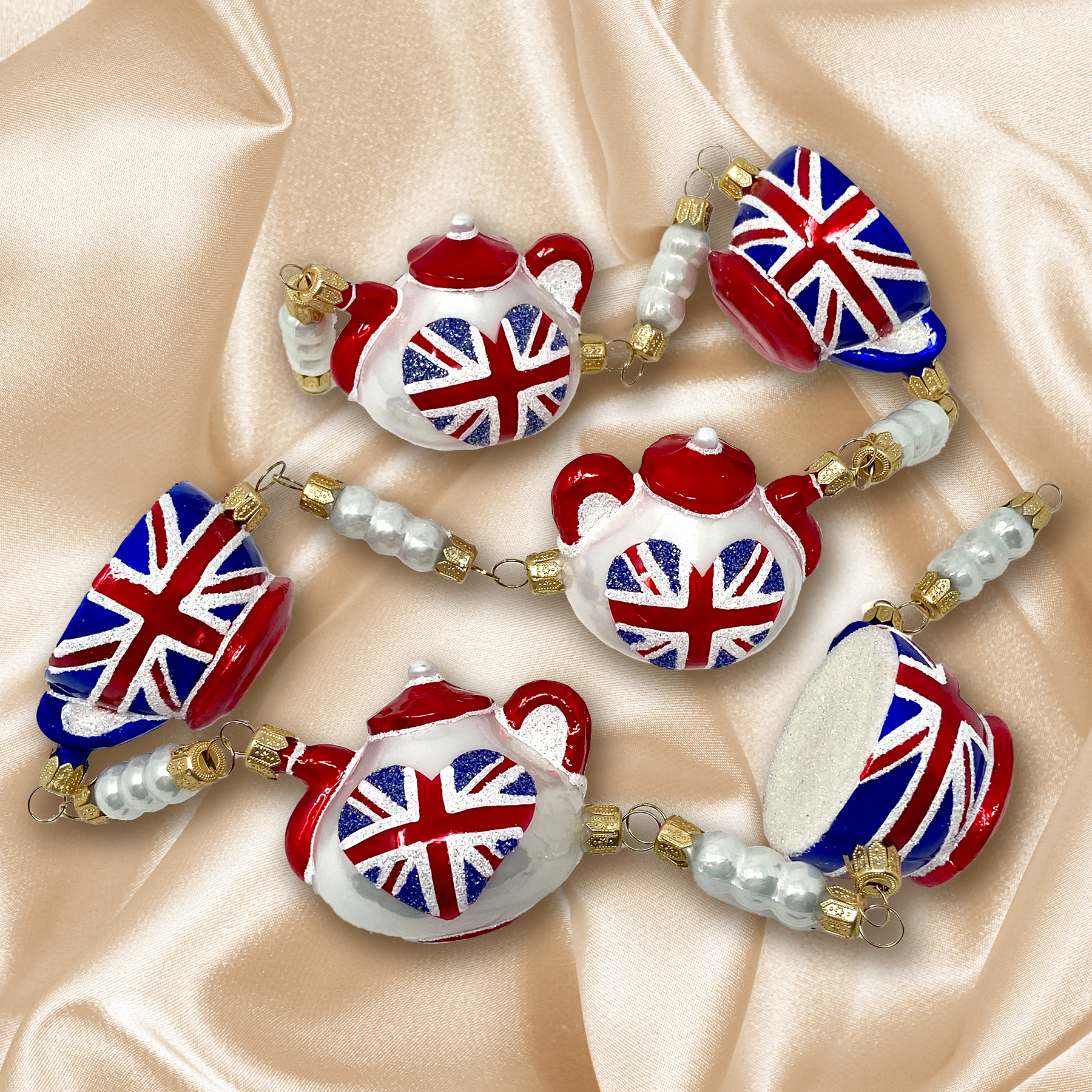 Kenzies of London - Wholesale Bunting/Garland - Polish Glass Christmas Garland - The Queen's Tea Service2