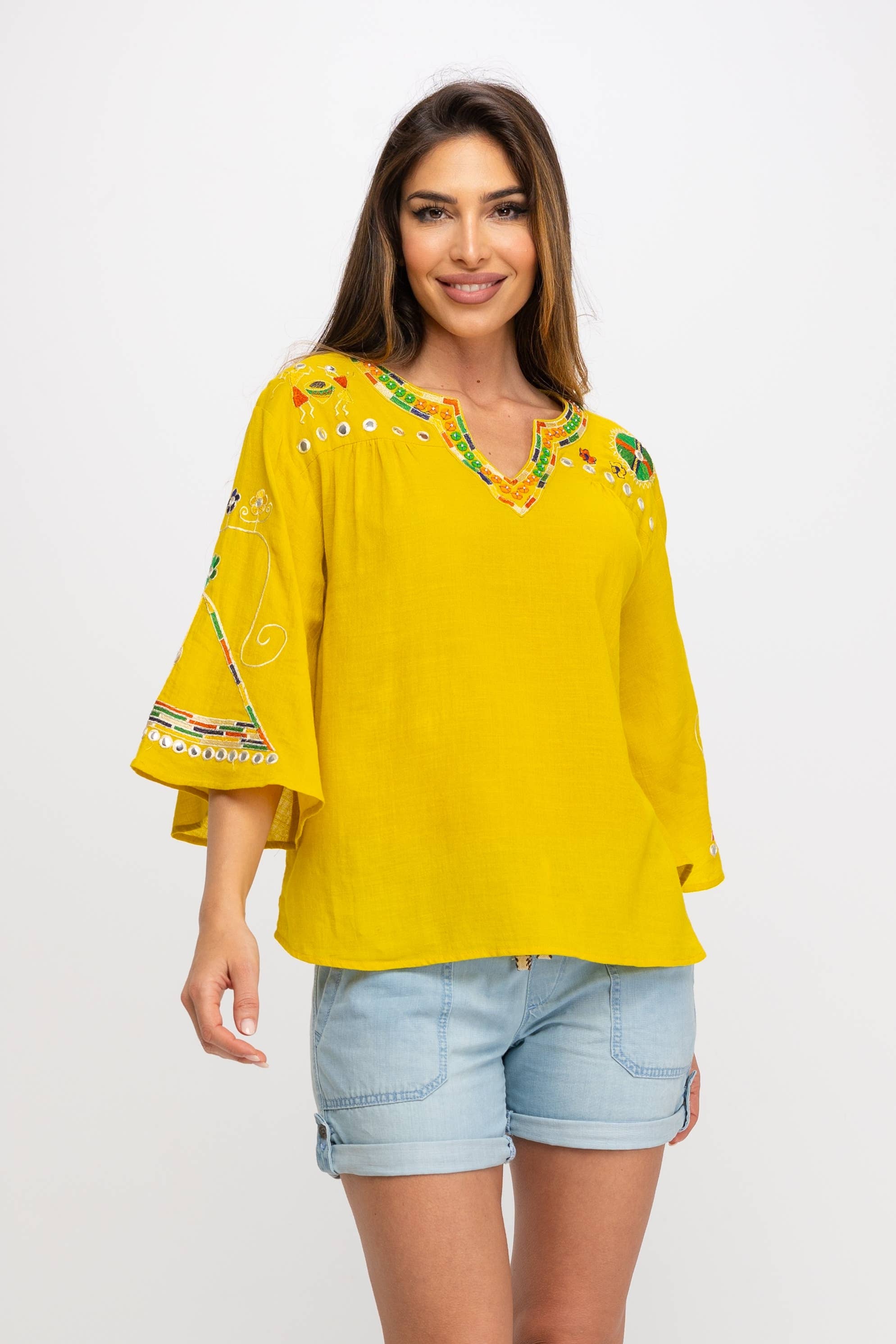 Peace & Love (CALAO IMPORT EXPORT S.L.) - Wholesale Blouse - Women's - PLAIN EMBROIDERED BLOUSE PR9011B0
