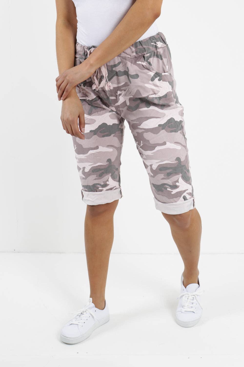Miss Bold – wholesale Shorts – Women’s – Italian Camouflage Magic Chino Shorts27