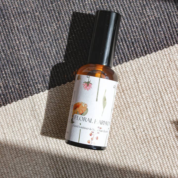 Aroma Theory - Wholesale Yoga mat cleaner - Floral Harmony - Hand Sanitiser & Yoga Mat Cleaner | 50ml