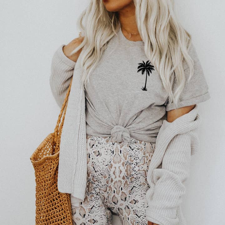 Palm Tree Pocket Logo voor wholesale door Peach Closet