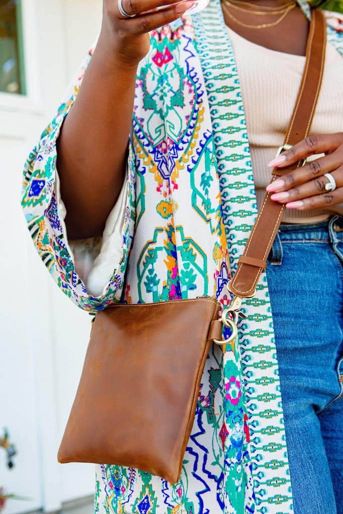 UnoEth - Wholesale Crossbody Bag - Women's - Amara Leather Crossbody4