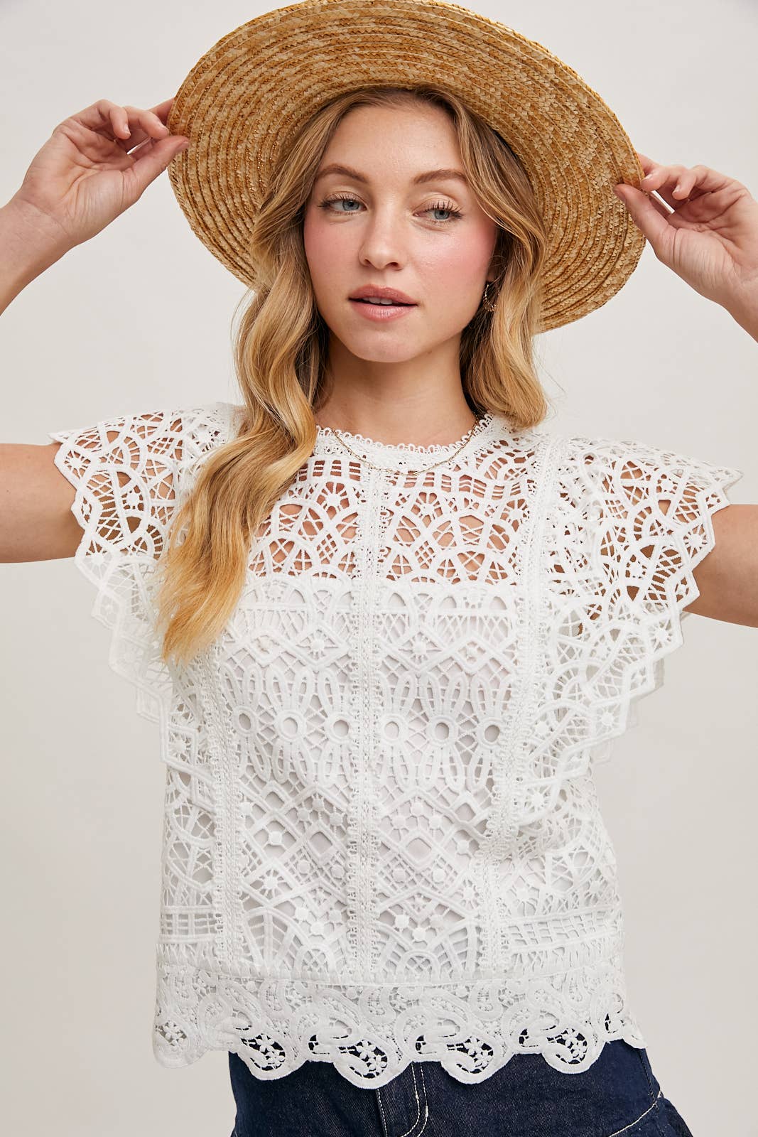 Bluivy – Großhandel Strickoberteil – Damen – Spitzenstrick-Ärmelloses Häkeloberteil mit Futter10