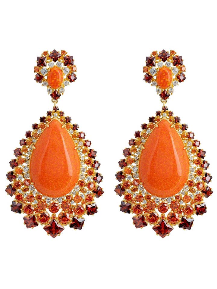Boucles d'oreilles pendantes Gabriela Fire en opale dorée pour la vente par Latelita