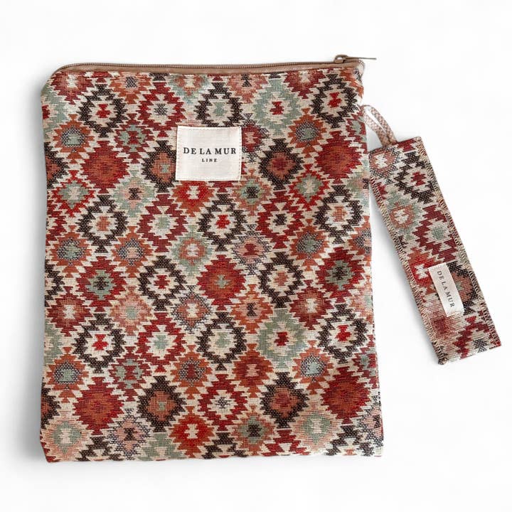 Book cover with matching bookmark Bea for wholesale by DE LA MUR LINE US Inc