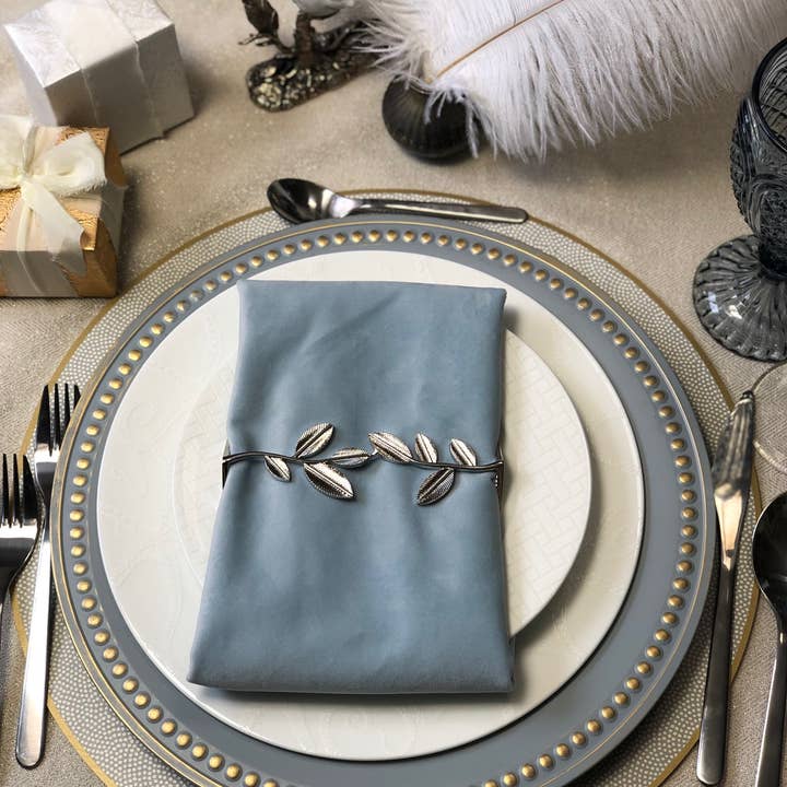 Tin Parade - Wholesale Napkin Ring - Leaf Napkin Wrap - Single - Silver1