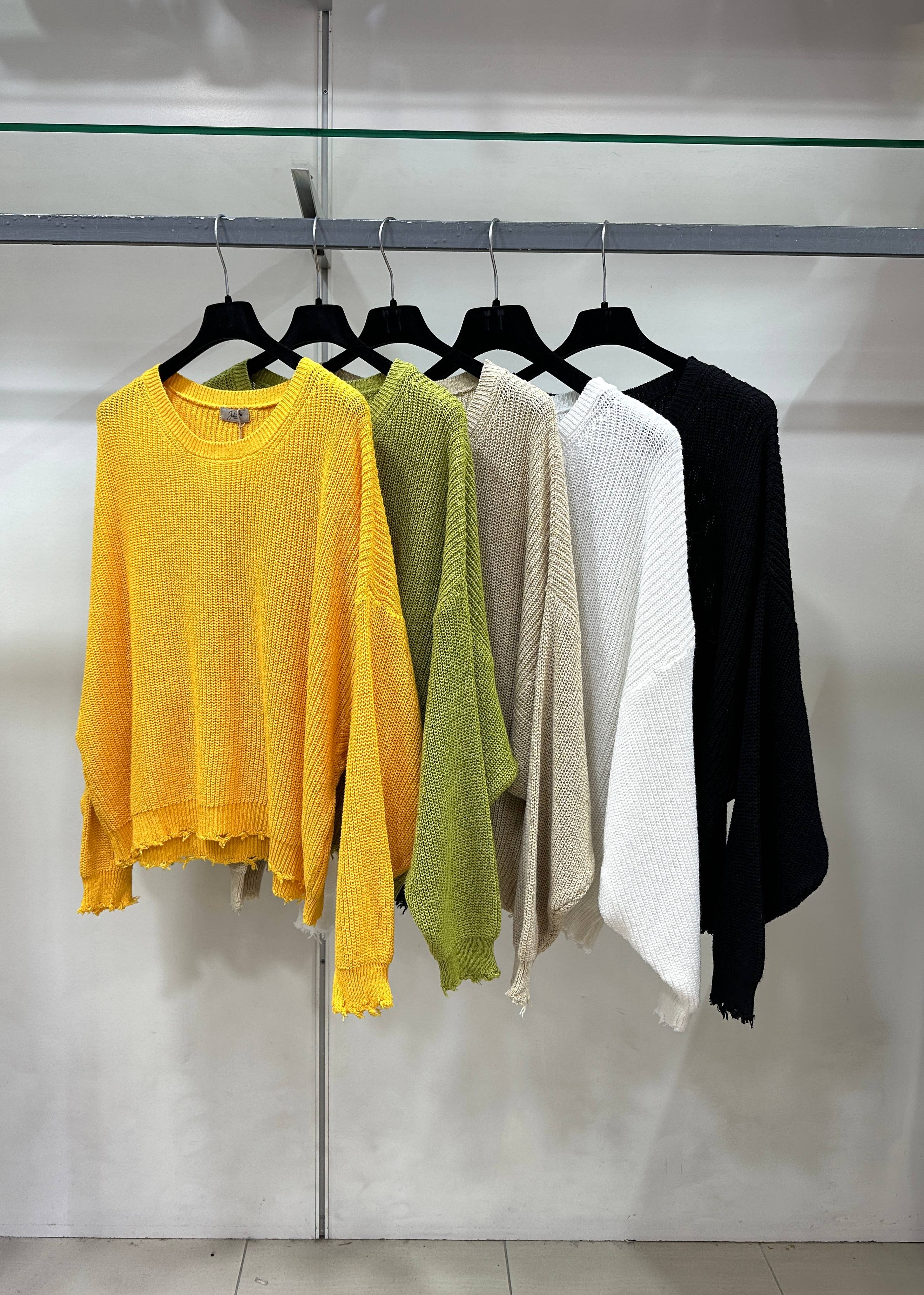 JULIA PARIS – wholesale Pullovertröja - Dam – Långärmad bomullströja med små fransar4