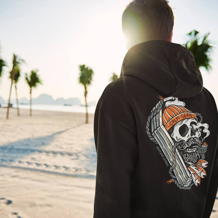 Chandail à capuchon Calm Seas pour la vente par Graveyard Apparel Co