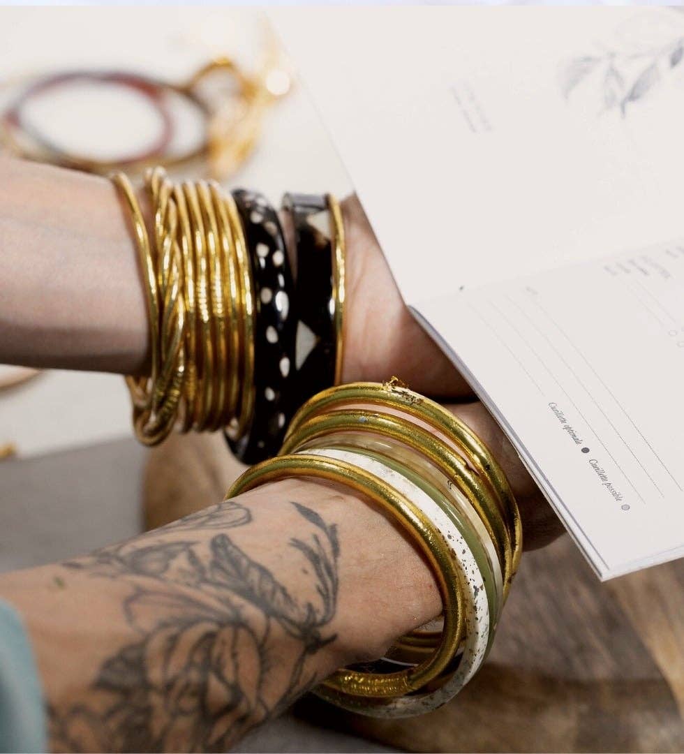 JolieJulie-MaLune-VentiLLo - Wholesale Bangle Bracelet - Chocolate Horn Bracelet No.30 - 3mm1