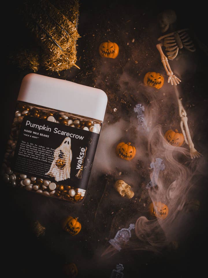 wakse Hard Wax Beans - Pumpkin Scarecrow - Large for wholesale by wakse