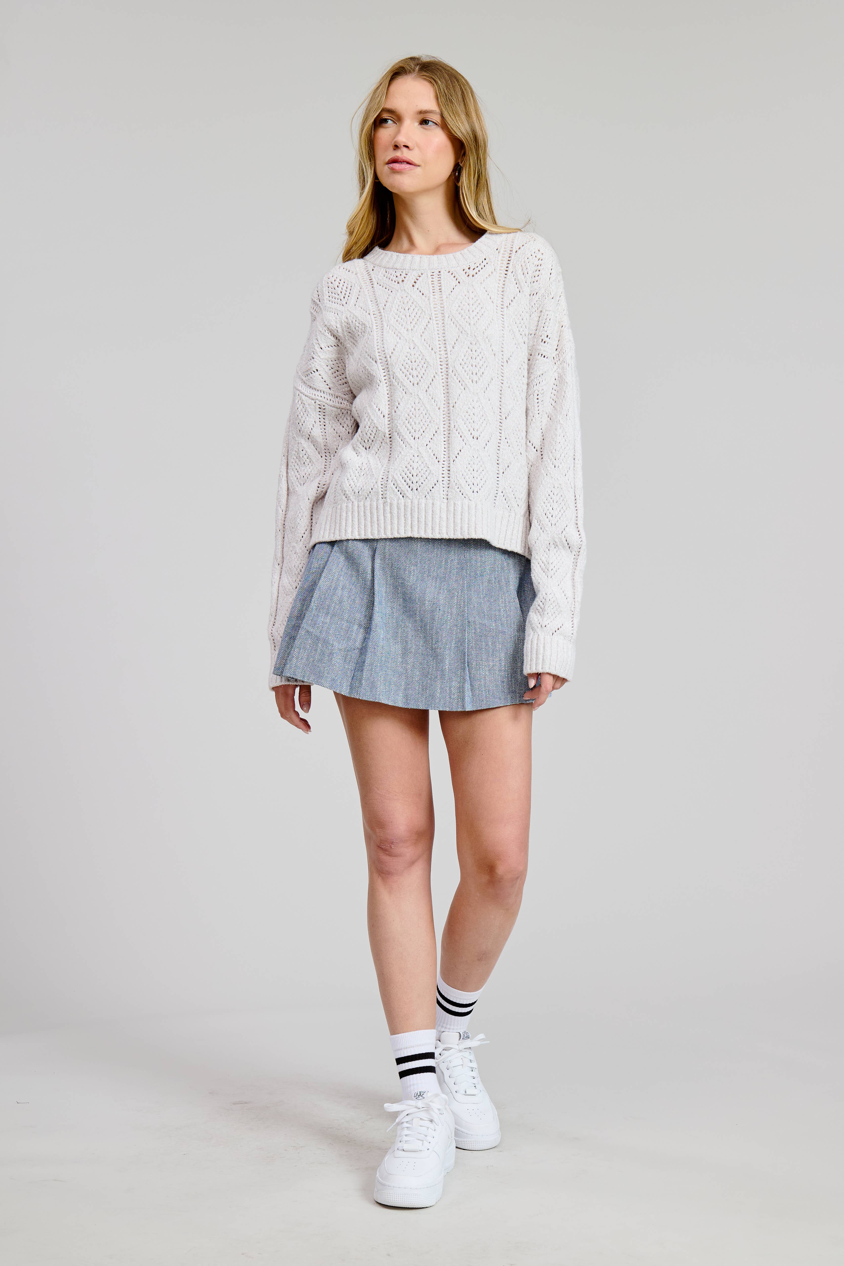 FLAT WHITE - Vendita all'ingrosso Maglione tricot - Donna - Maglione Top Lisa a Treccia1