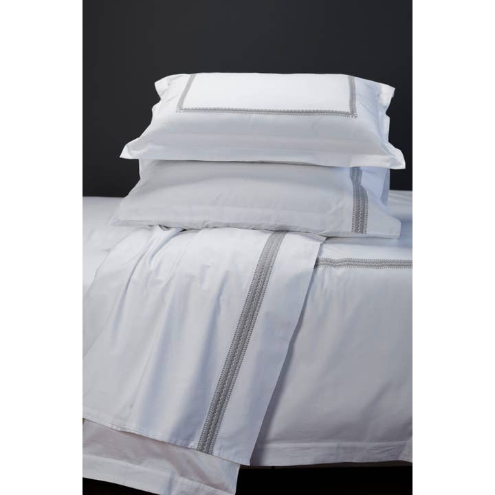 Caro Home - Wholesale Flat Sheet - MicroCotton Madeira Sateen Flat Sheet4