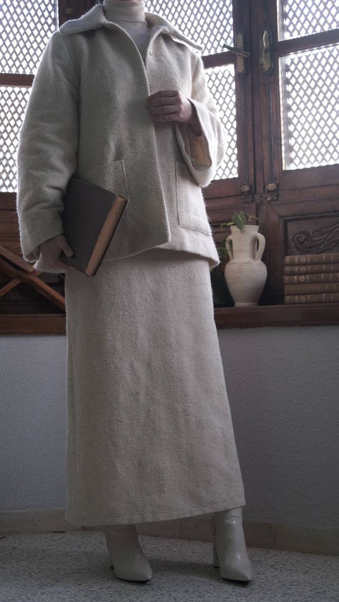 TŪNIQ - Wholesale Skirt - Women's - The Pleated Pencil Skirt | Taliba VII1