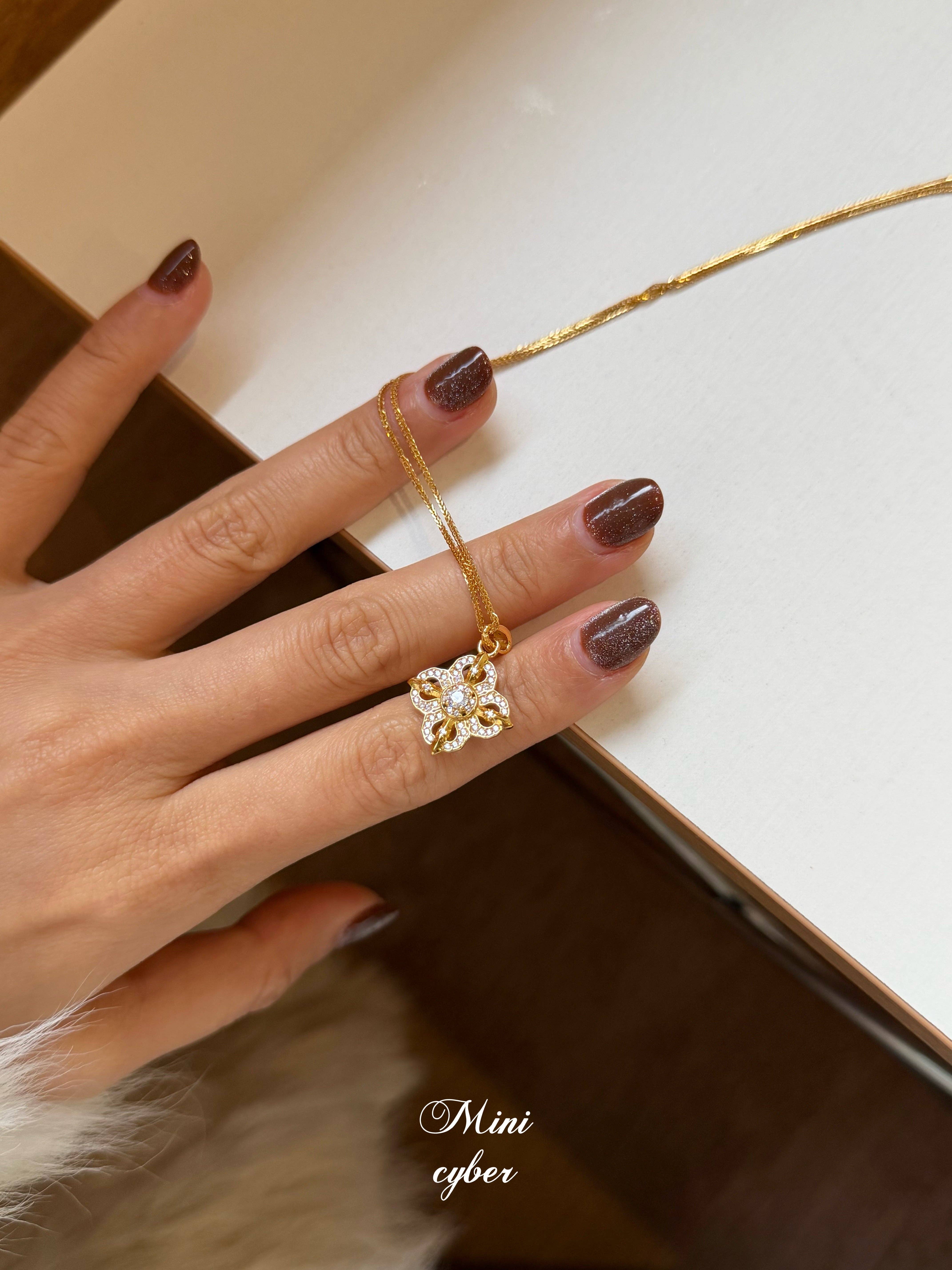 MINICYBER STUDIO - Wholesale Pendant/Charm Necklace - Vajra Dorje Necklace3