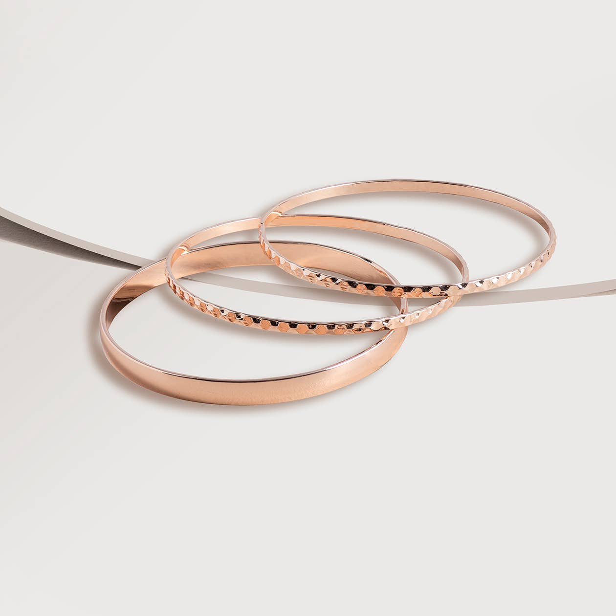 Super Amazing - Wholesale Bangle Bracelet - 3-Piece Metal Bangle Set1