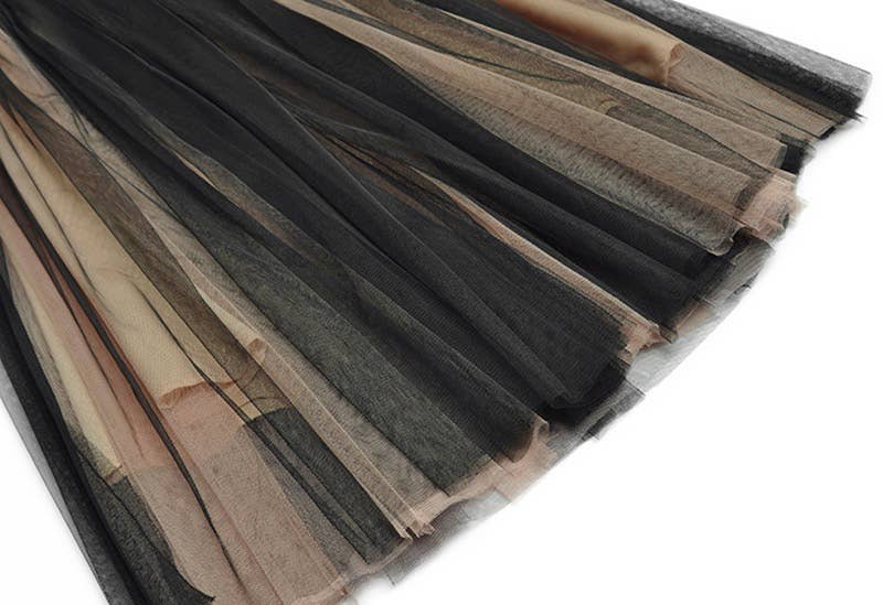 Schwarz Eleganter Damenanzug mit Mesh-Rock, zweiteilig für den Großhandel auf Faire10