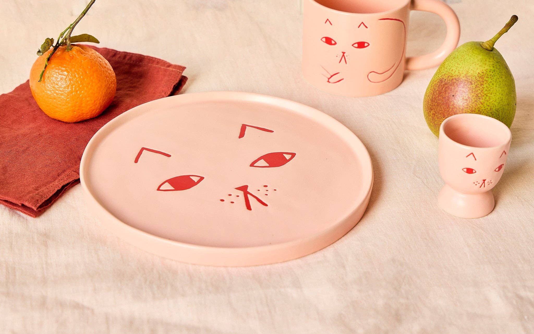 Donna Wilson – wholesale Egg cup/holder – Cat Egg Cup3