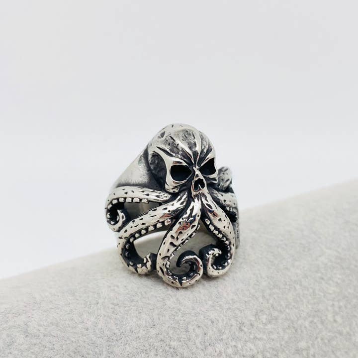 Mio Queena - Wholesale Signet Ring - Punk Style Stainless Steel Skull Octopus Men's Ring - MJ/MR