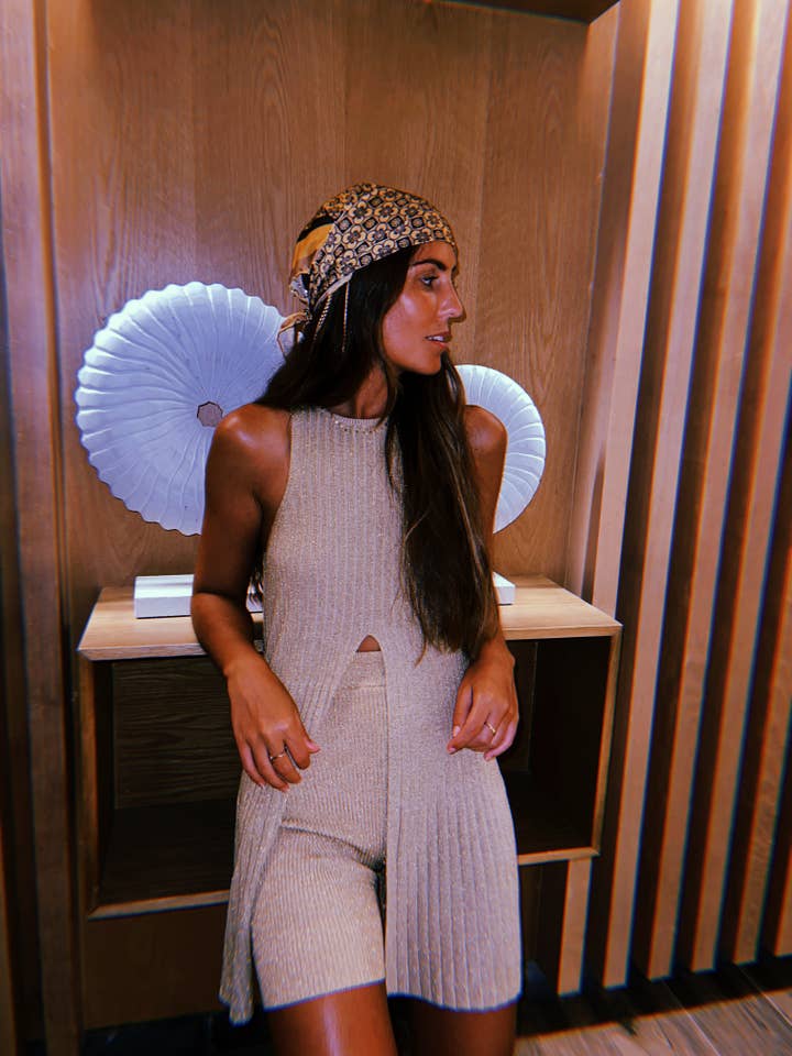 Top Milan SS23 - Doré pour la vente par Store Milo