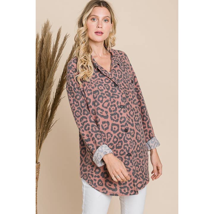 Chemises boutonnées à imprimé animalier pour la vente par Reborn J