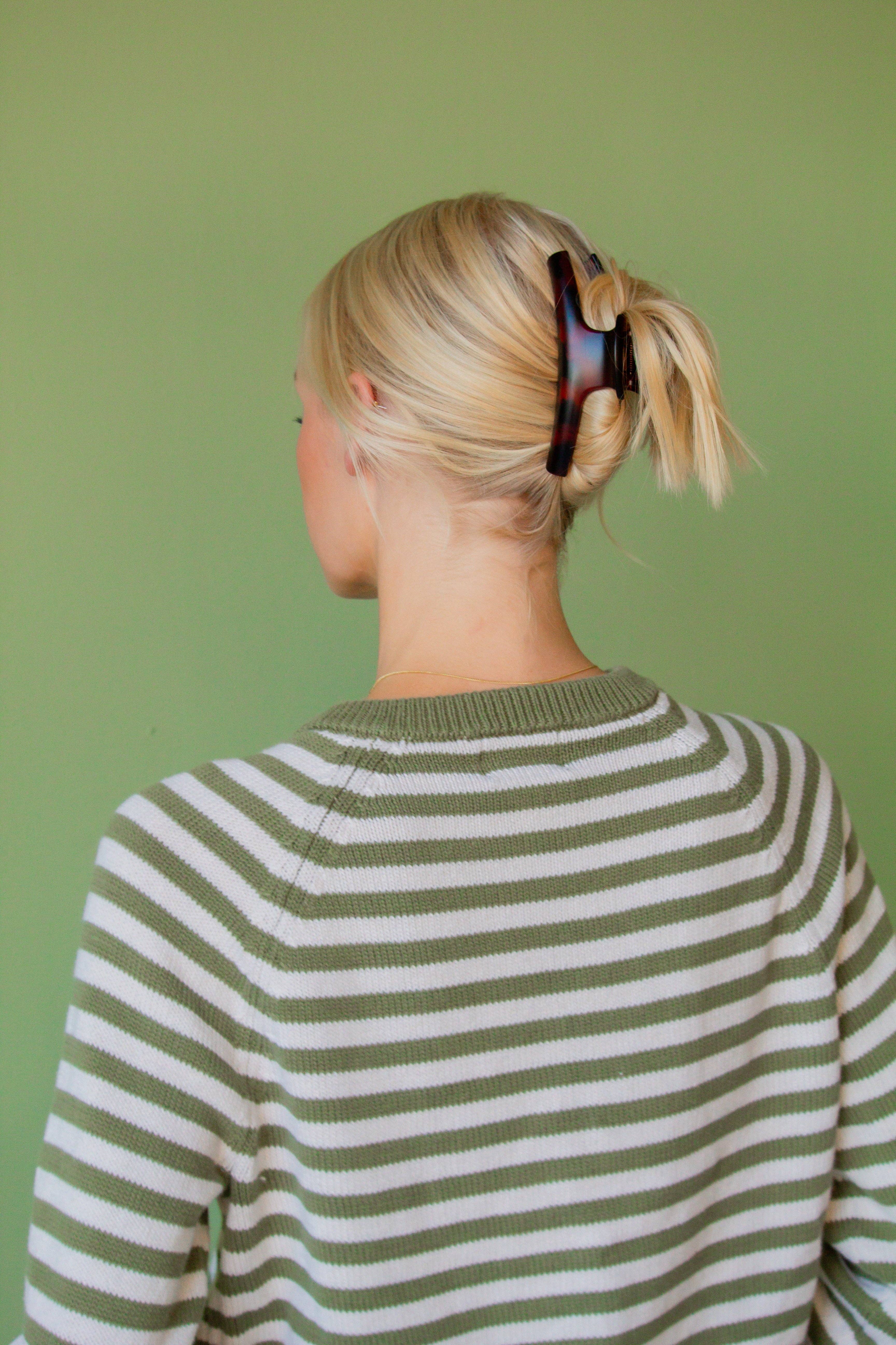 Shop Andi - Wholesale Hair Clip - Women's - Fall Curved Claw Clip7