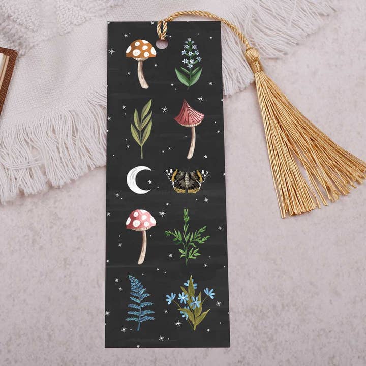 Celestial Moon boekenlegger met kwastje voor wholesale door Making Meadows Ltd