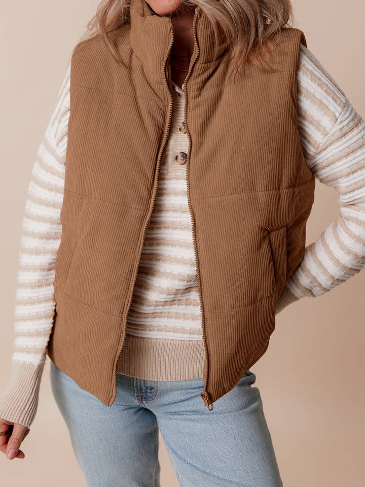 Corduroy Puffer Vest med lynlås for engroshandel hos Poppy Lee Lane