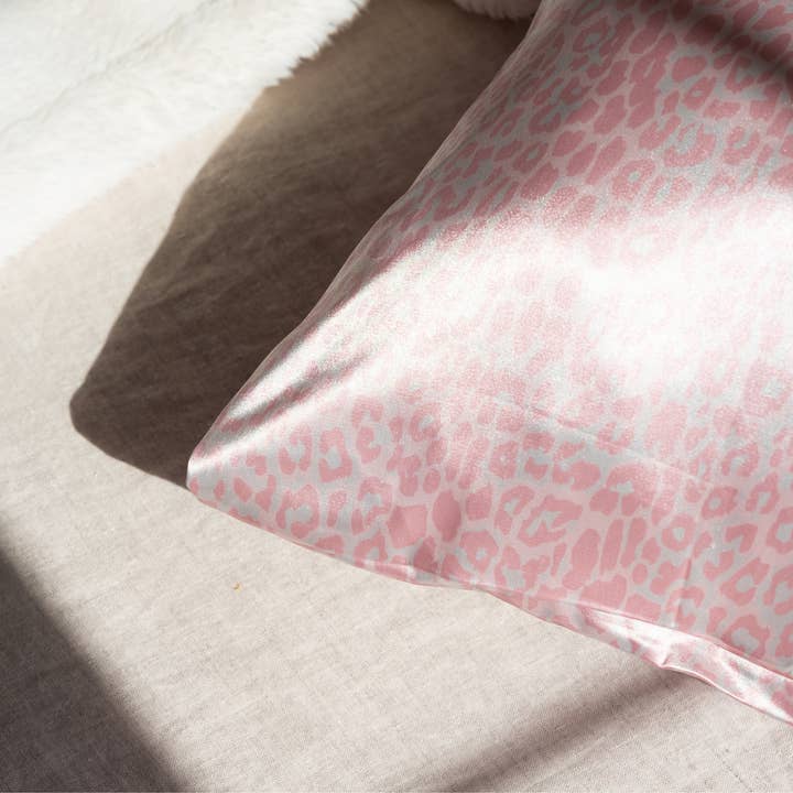 Fenrici Brands - Wholesale Bedding Pillowcase/Sham - Luxurious Satin Pillowcase Gift Set of 3 - Pink Leopard1