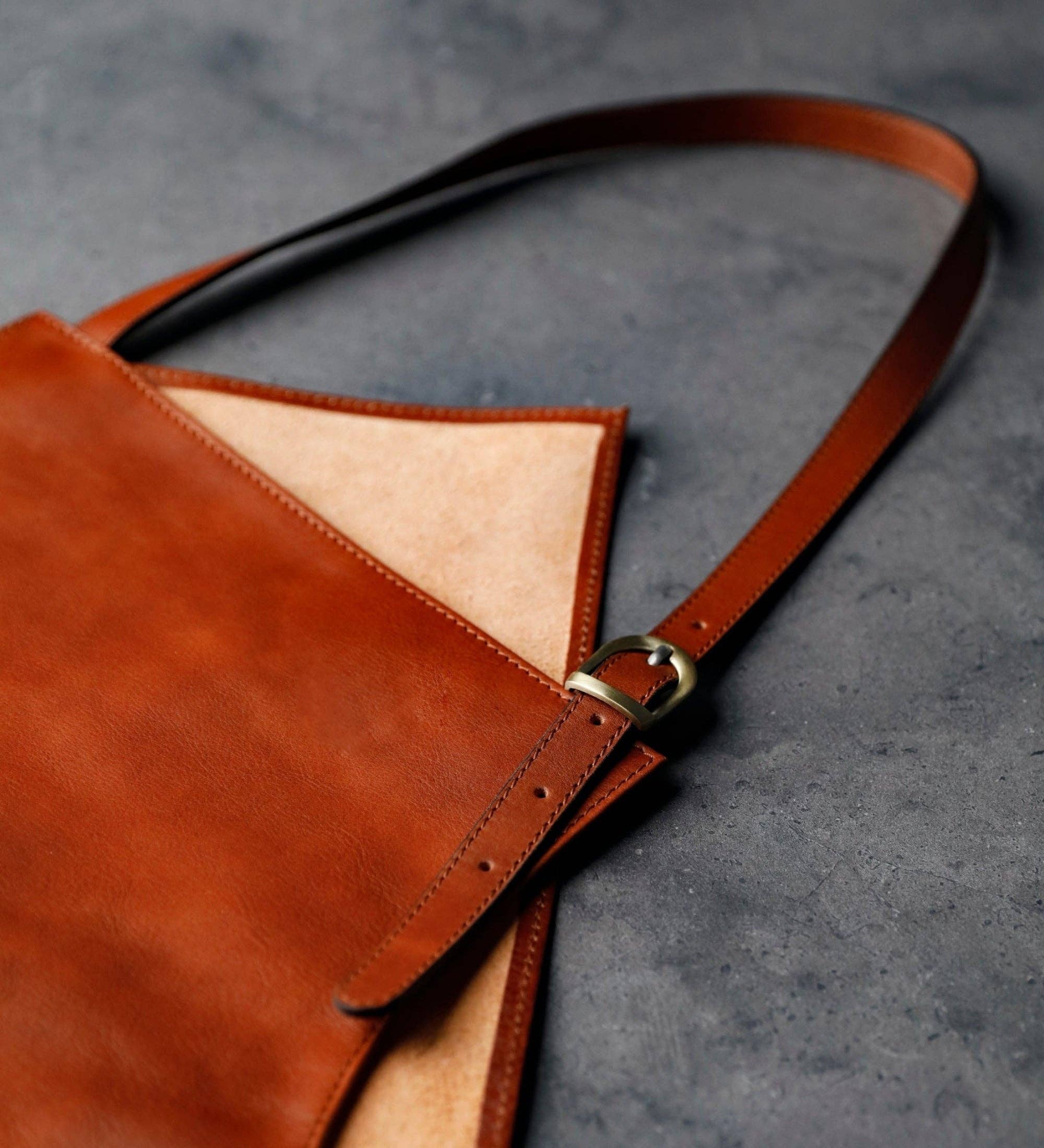 Time Resistance - Wholesale Apron - Full-Length Leather Apron  - Under The Net3