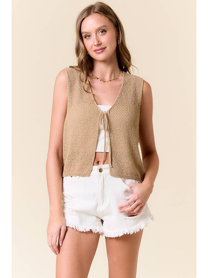 Doe and Rae - Wholesale Outerwear Vest - Women's - V-NECK TIE FRONT KNITTED VEST - 10683J
