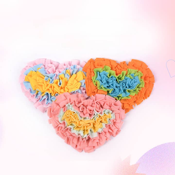 Cheerhunting - Wholesale Pet Food Mat - Dog - Snuffy - Heart-Shaped Snuffle Mat