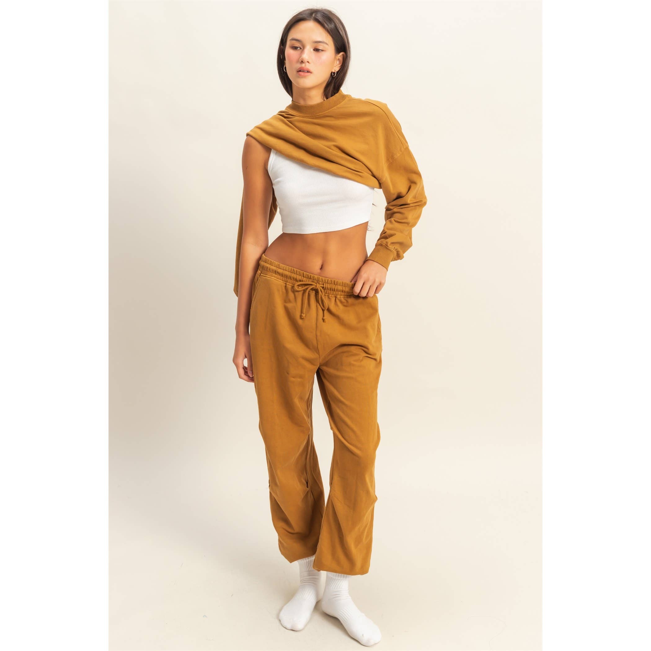 HYFVE - Venta al por mayor Pantalones de chándal/cómodos - Mujer - Pantalones de chándal plisados de cintura alta con cordón24