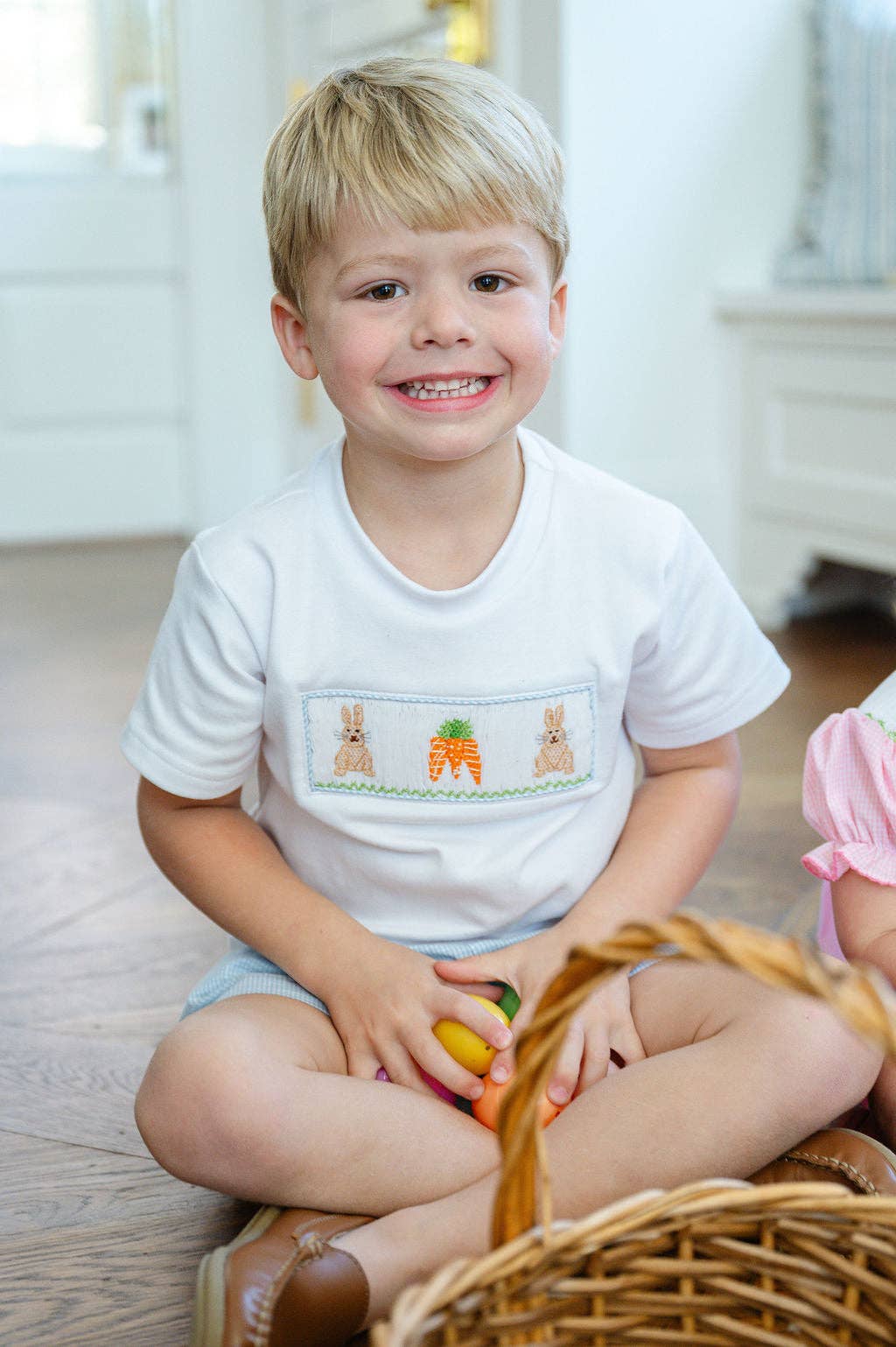 Ruth and Ralph - Wholesale Top & Short Set - Kids - Easter Bunny and Carrots Smocked Beau T-Shirt/Shorts Set6