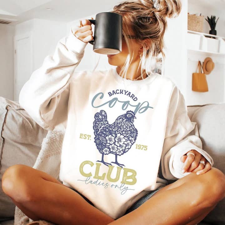 The Jasper Boutique - Wholesale Graphic Sweatshirt - Women's - Backyard coop sweatshirt