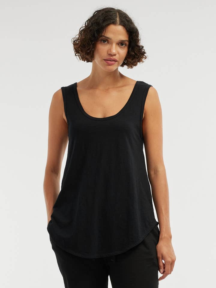 Bailey Rundet Kant Tanktop - Sort for engroshandel hos Amelius