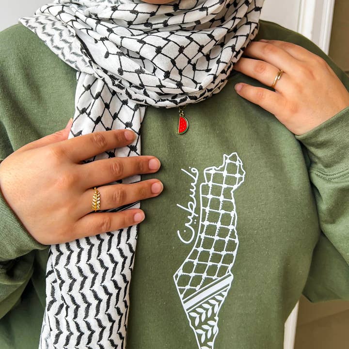 Tripulación de Falastin Olive Resistance Kuffiyeh para venta al por mayor de Meryum Designs