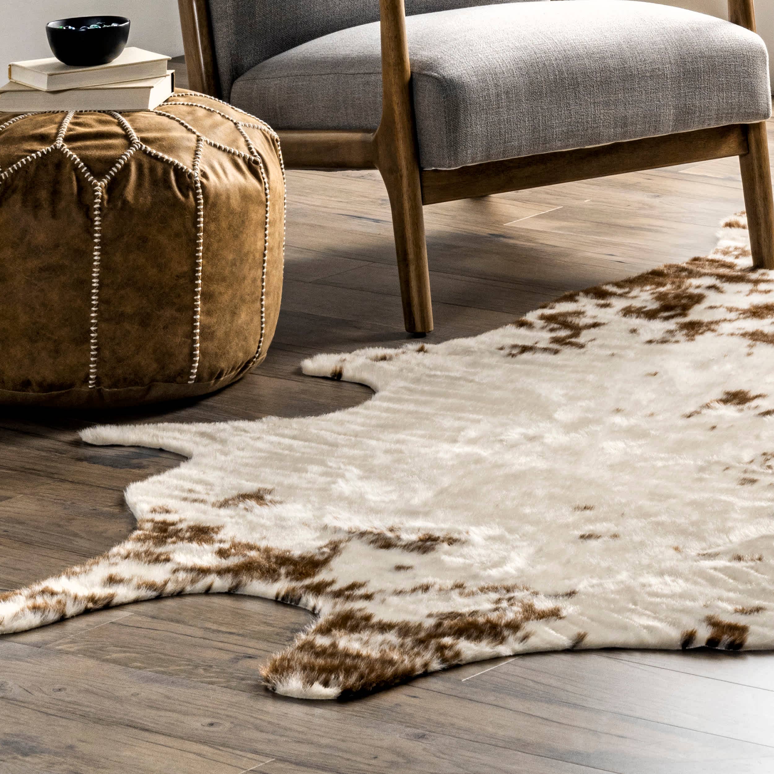 nuLOOM - Wholesale Area Rug - Faux Cowhide Washable Area Rug7