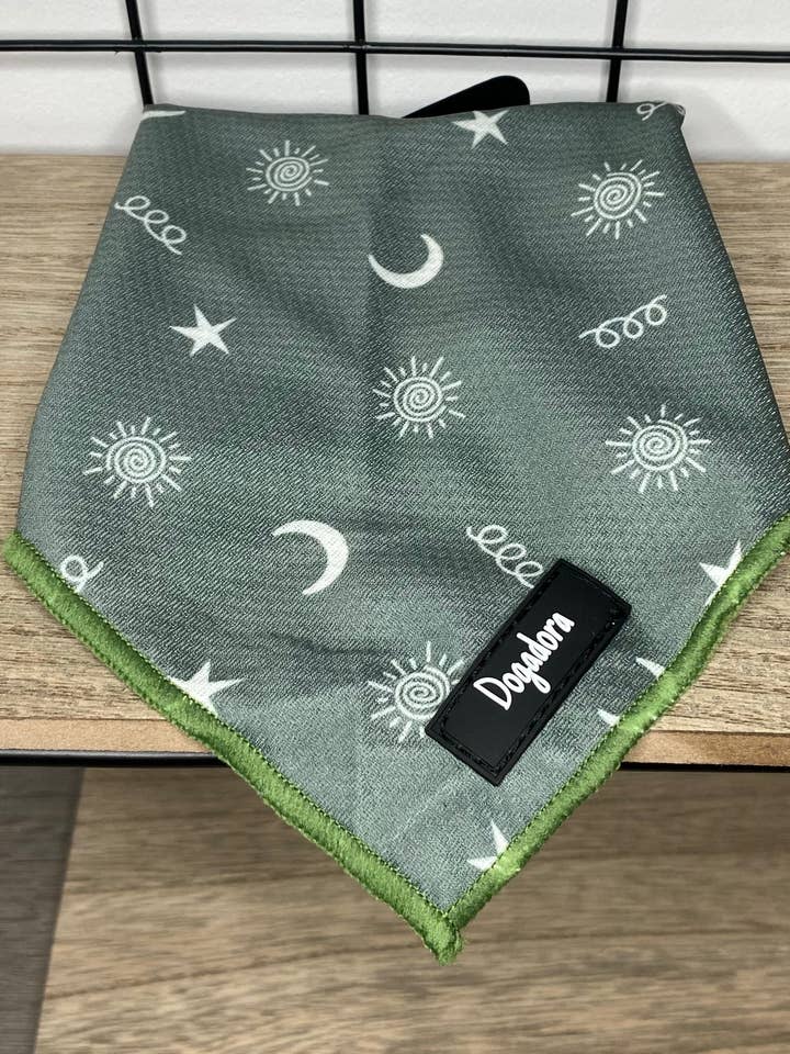 Momenter af Magic Bandana for engroshandel hos Dogadora