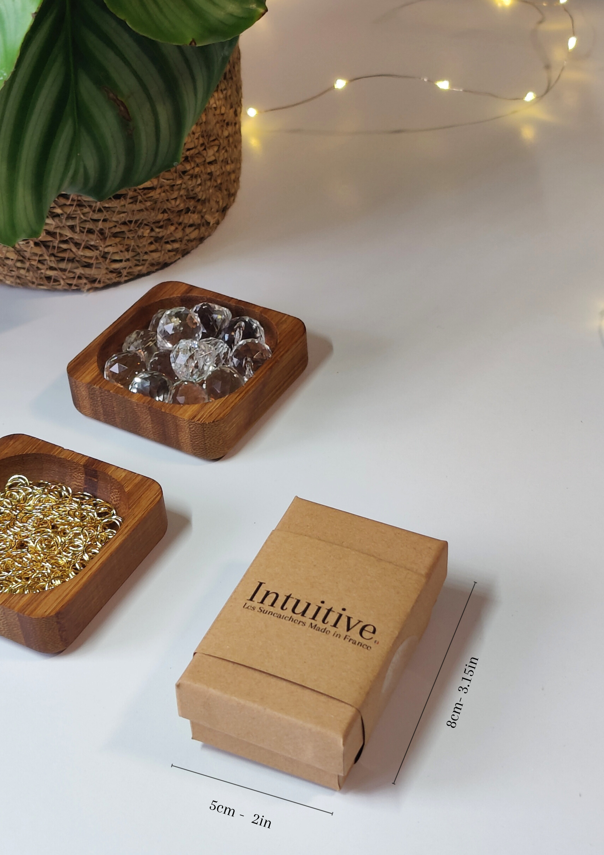 Atelier Intuitive – wholesale Suncatcher – ASTRO AIR • Mini Suncatcher in Brass & Glass Crystal7