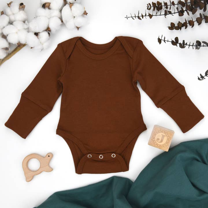 Body bébé à manches longues en coton biologique, Marron châtaigne pour la vente par Earthy
