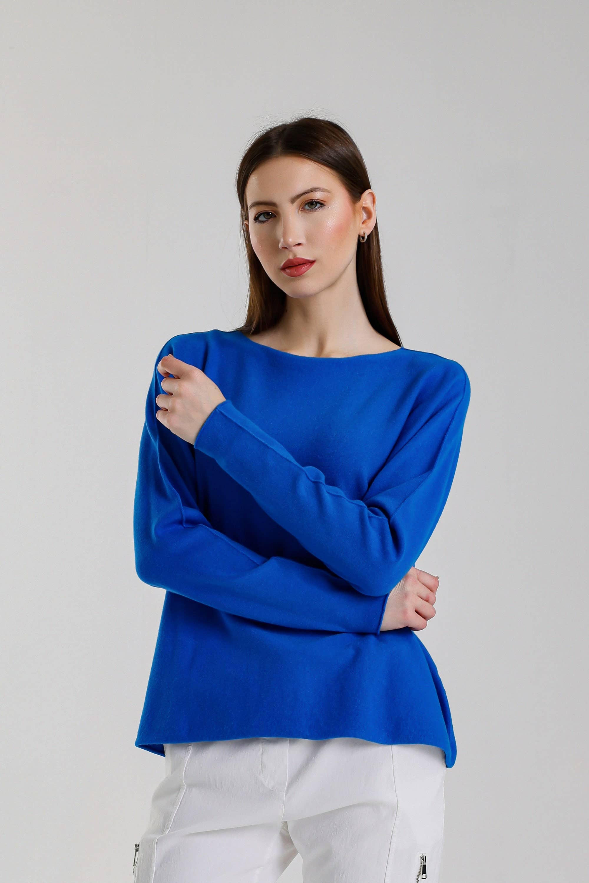 TINA Stephens Italy/Tees By Tina - Wholesale Knit Sweater - Women's - Laurin Seriously Soft Jewel Neck Sweater (BLS425)36