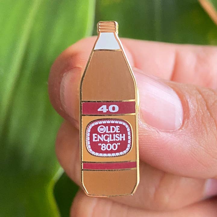 Hype Pins - Wholesale Lapel Pin/Button - 40oz Old English Malt Liquor0