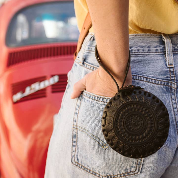 Purse & Clutch - Wholesale Clutch Bag - Women's - Embossed Leather Circle Wristlet in Black0