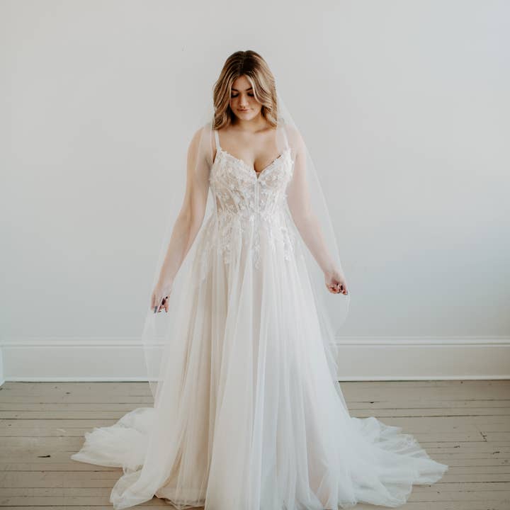 Ruffled Rose Veils - Vente Voile – femme - Voile de chapelle doux et minimal (85 pouces)3