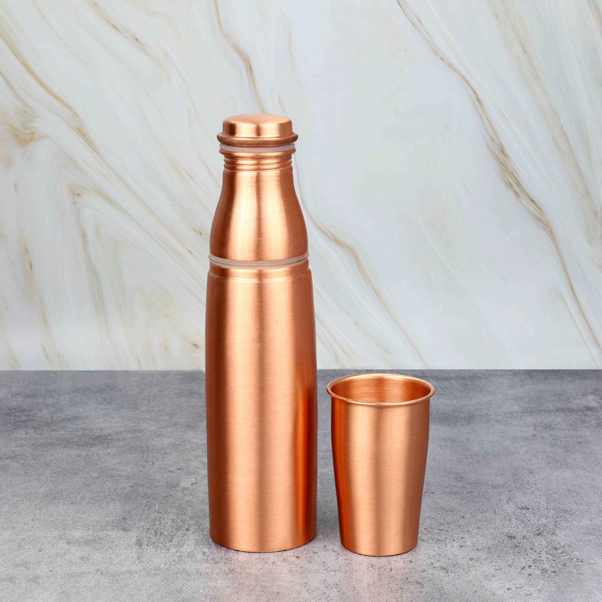 El'Cobre-Ecozonelifestyle - Vendita all'ingrosso Borracce - Bottiglia d'Acqua in Rame Elegante El'Cobre con Bicchiere 1L4