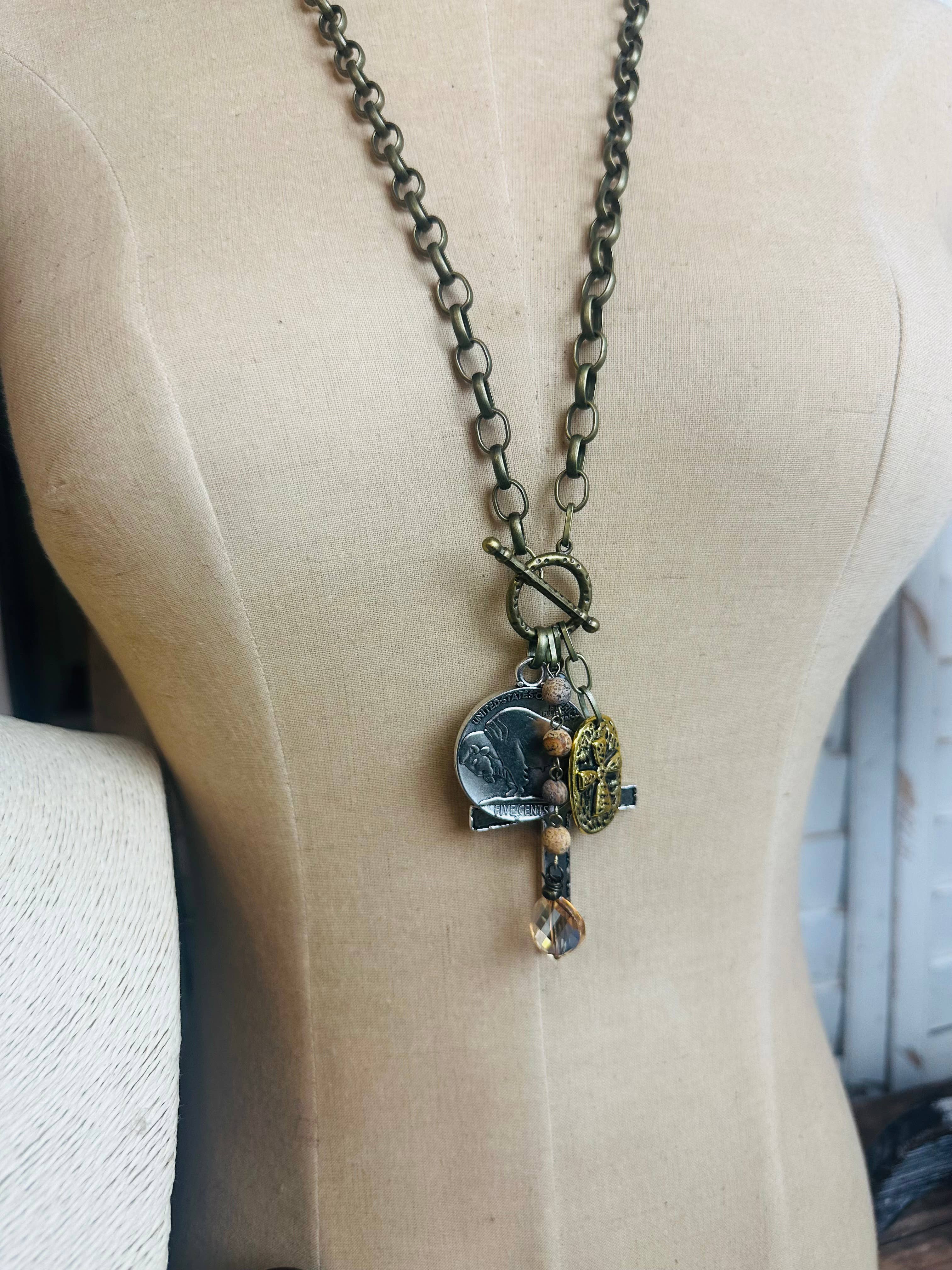 Scooples Jewelry - Vendita all'ingrosso Collana con ciondolo/pendaglio - Ciondolo a Croce - Collo2